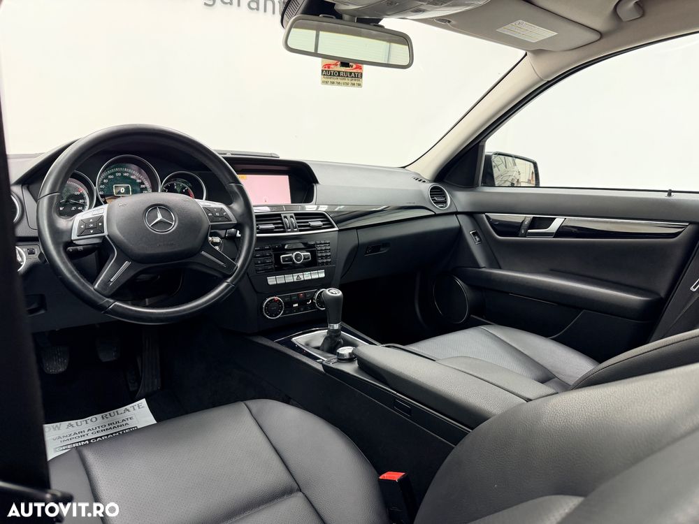 Mercedes-Benz C 180 CDI DPF (BlueEFFICIENCY) - 17