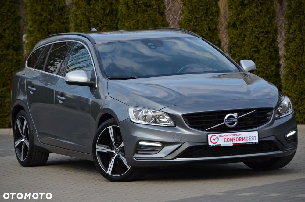 Volvo V60 D2 Drive-E R-Design Momentum - 2