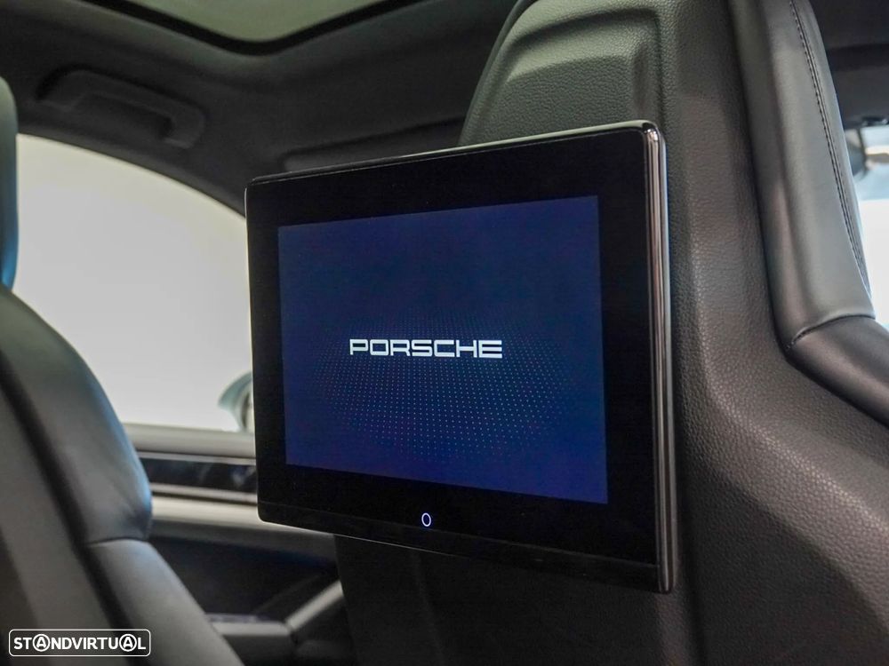 Porsche Cayenne Coupé E-Hybrid - 40