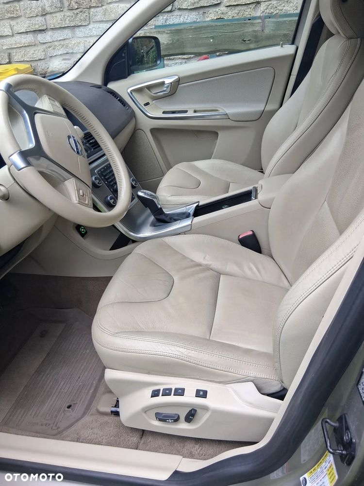 Volvo XC 60 T6 AWD Summum - 9