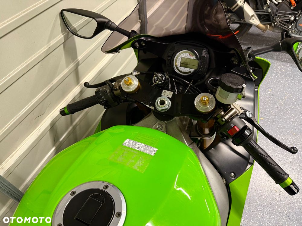 Kawasaki Ninja - 8