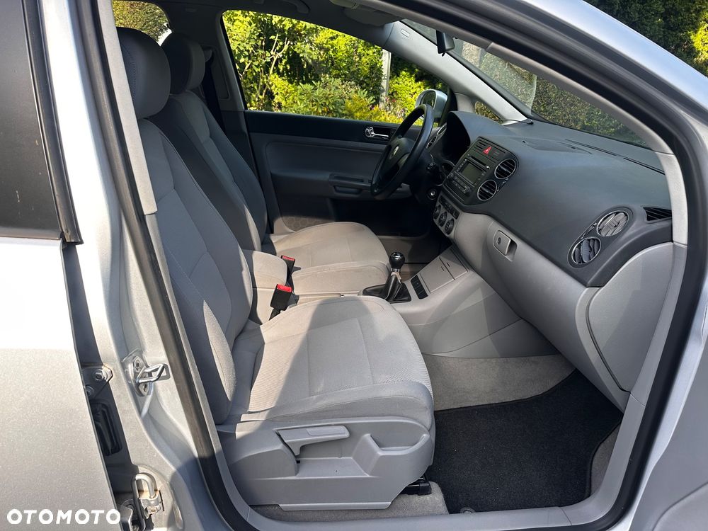 Volkswagen Golf Plus 1.6 FSI Comfortline - 7
