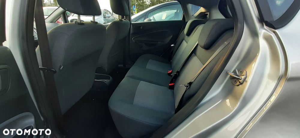 Ford Fiesta - 35