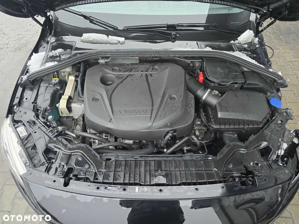 Land Rover Discovery Sport TD4 HSE Luxury - 18