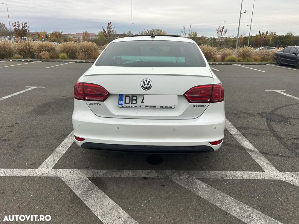 Volkswagen Jetta - 30