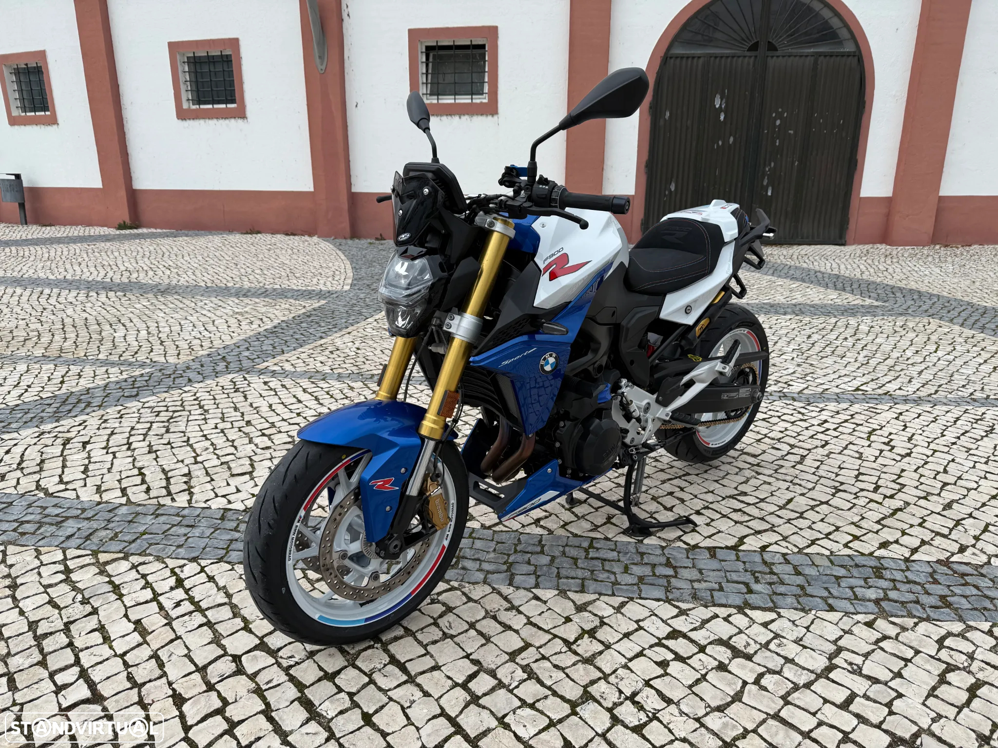BMW F 900 R Style Sport - 3