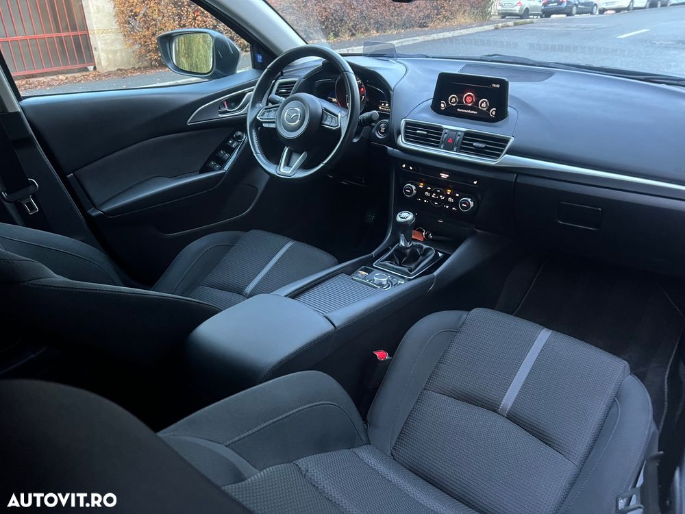 Mazda 3 G120 Revolution - 11