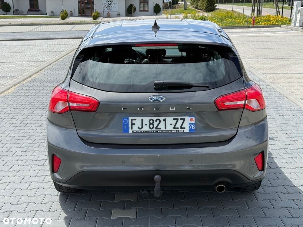 Ford Focus 1.5 EcoBlue Start-Stopp-System TITANIUM DESIGN - 10