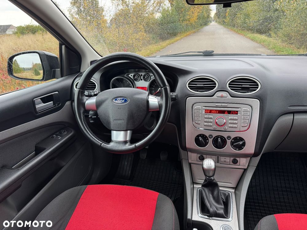Ford Focus - 11
