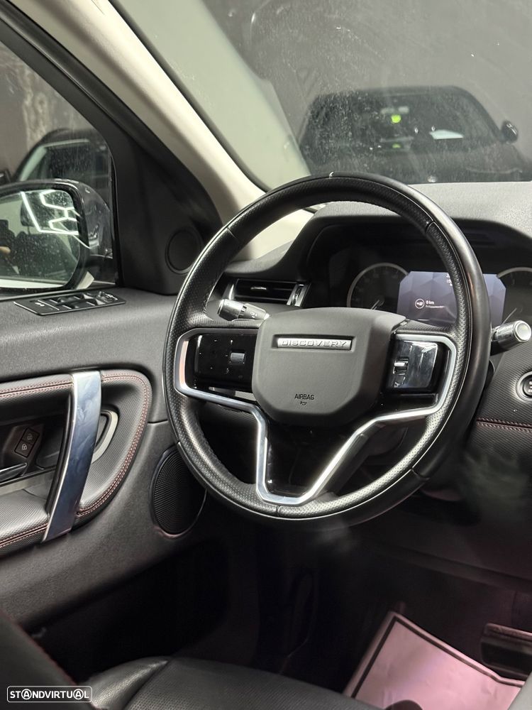 Land Rover Discovery Sport P300e R-Dynamic SE - 8
