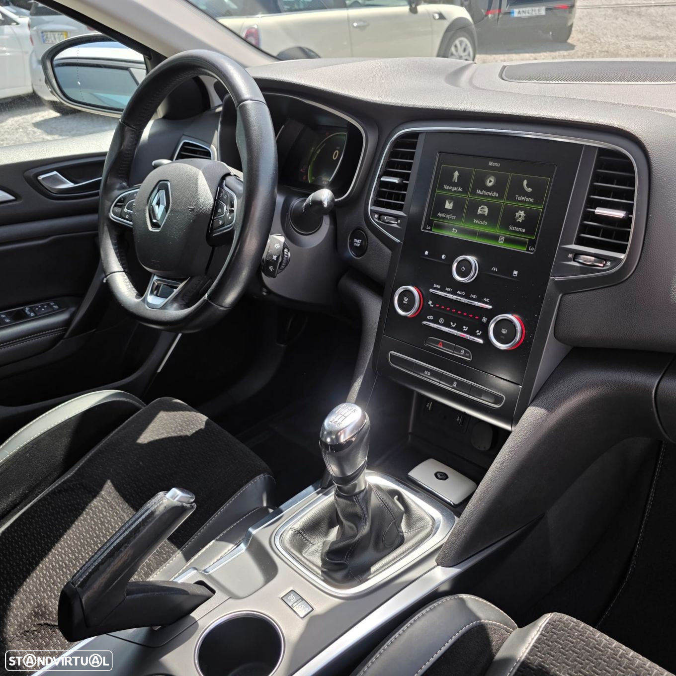 Renault Mégane 1.5 dCi Intens - 34