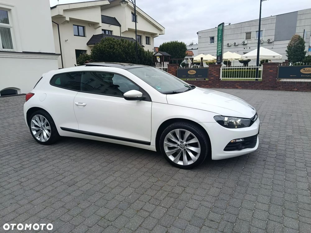 Volkswagen Scirocco 1.4 TSI DSG Edition - 10