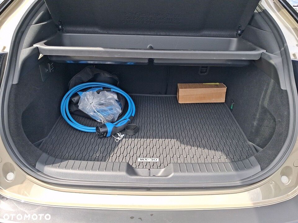 Mazda MX-30 - 24