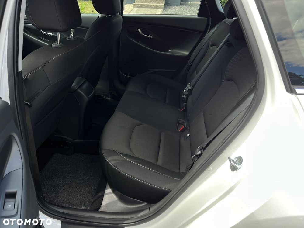 Hyundai i30 1.4 T-GDI Premiere Style - 25