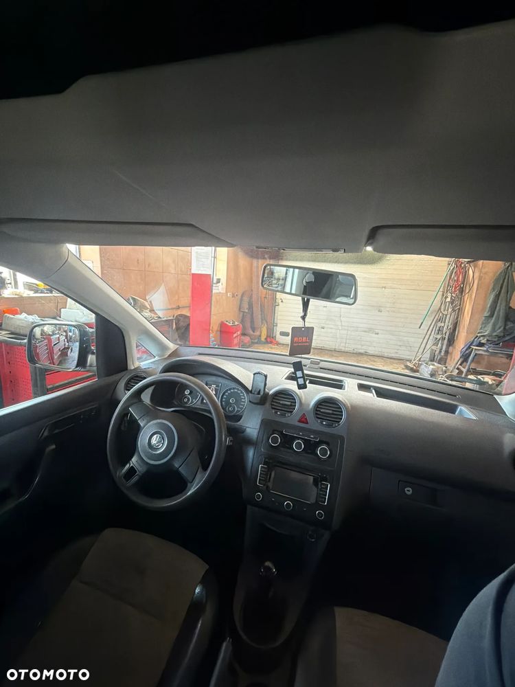 Volkswagen Caddy - 5
