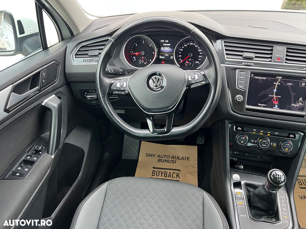 Volkswagen Tiguan 2.0 TDI SCR Comfortline - 19