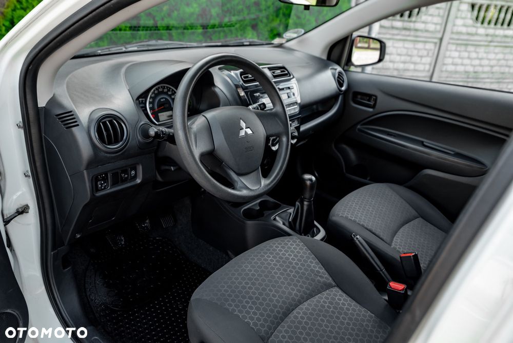 Mitsubishi Space Star 1.0 Inform - 17