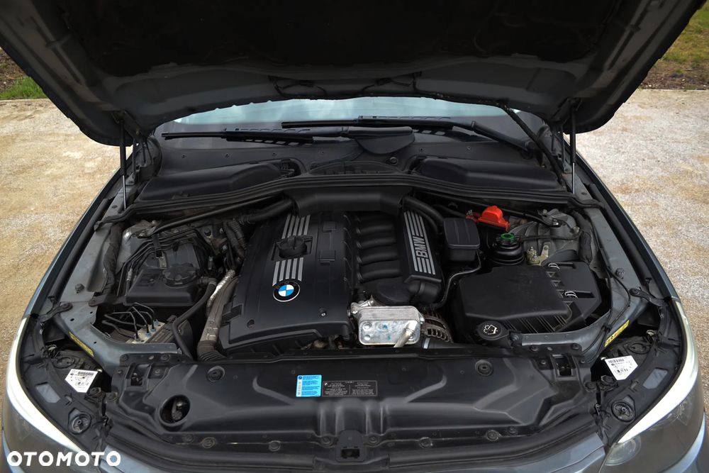 BMW Seria 5 530i xDrive - 39