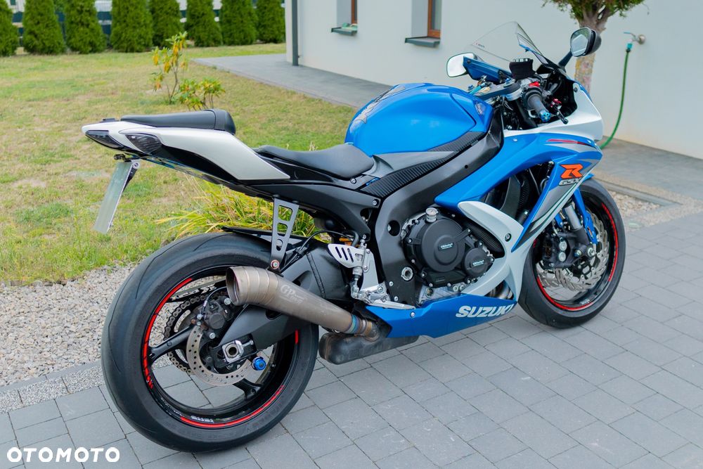 Suzuki GSX-R - 4