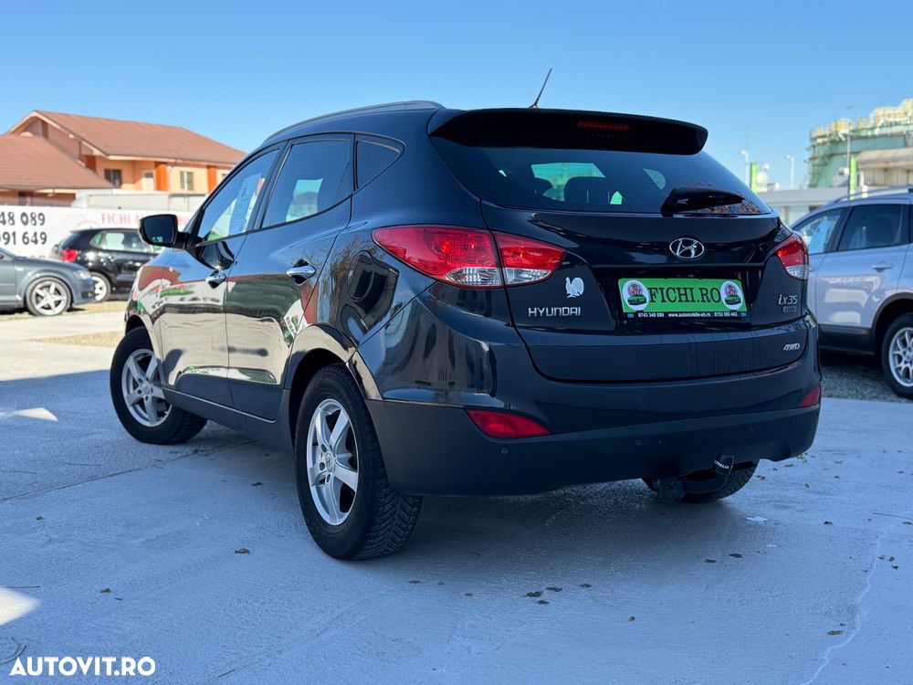 Hyundai ix35 2.0 CRDI 4WD Trend - 4