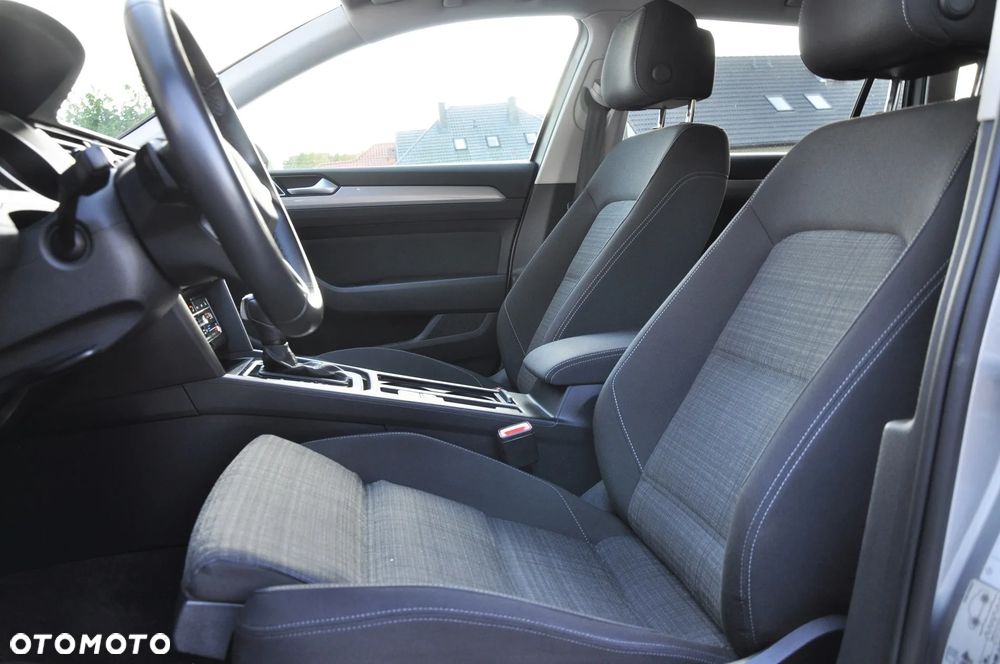 Volkswagen Passat 2.0 TDI EVO Business DSG - 15