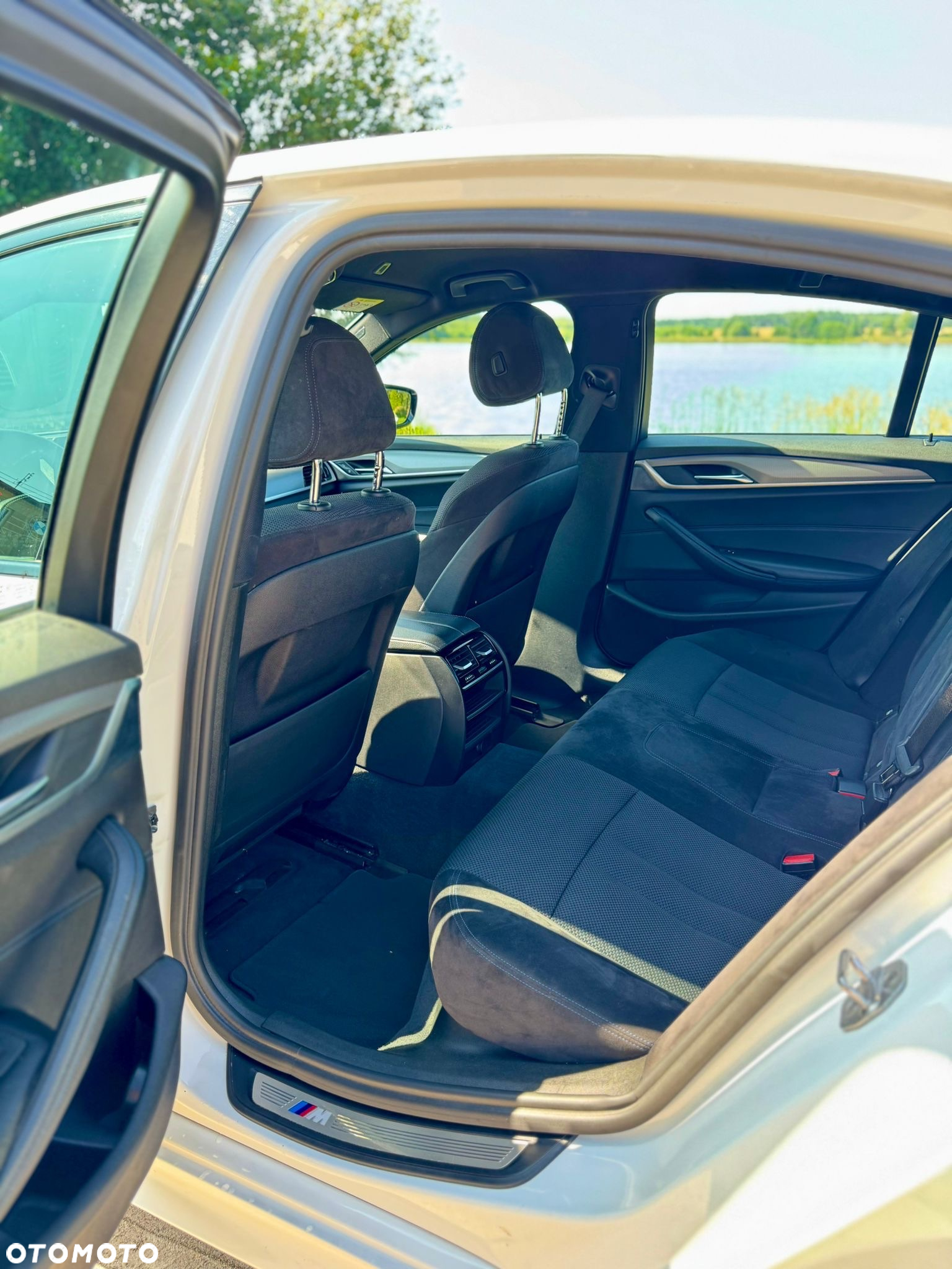 BMW Seria 5 520d xDrive - 8