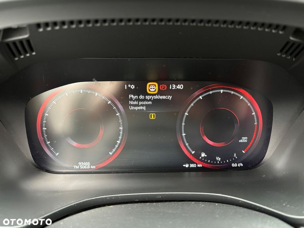 Volvo XC 60 T5 AWD R-Design - 10