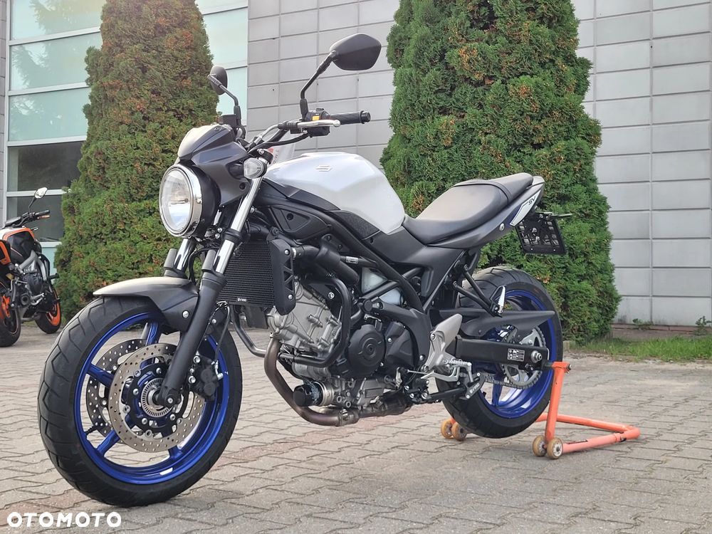Suzuki SV - 26