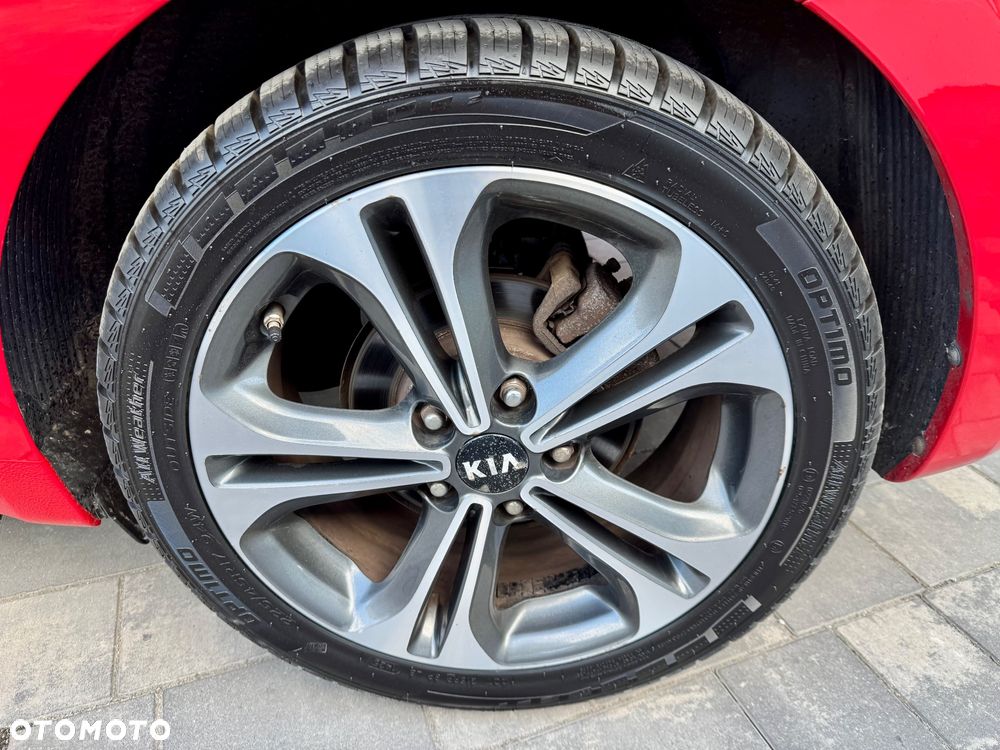 Kia Ceed 1.6 CRDi 136 ISG GT Line - 3