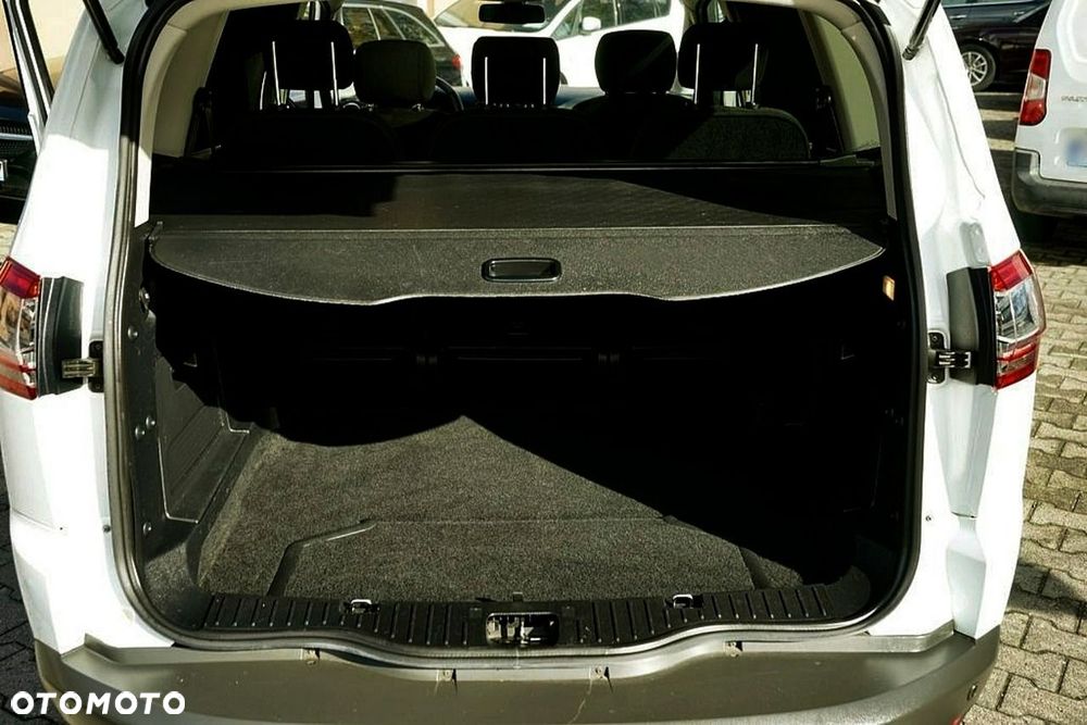 Ford S-Max 2012