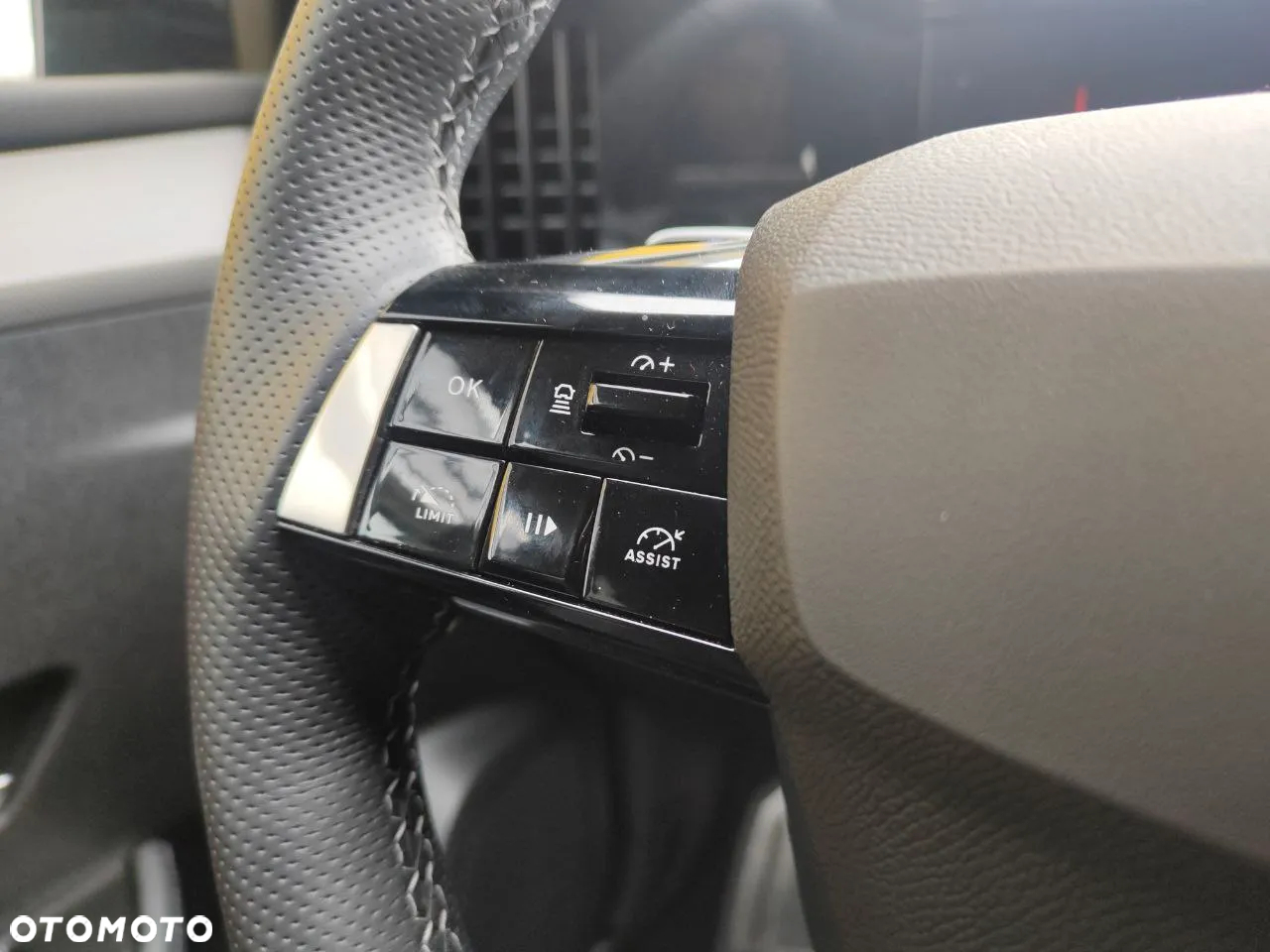 Opel Astra VI 1.6 T Plug-in Hybrid GSe - 15