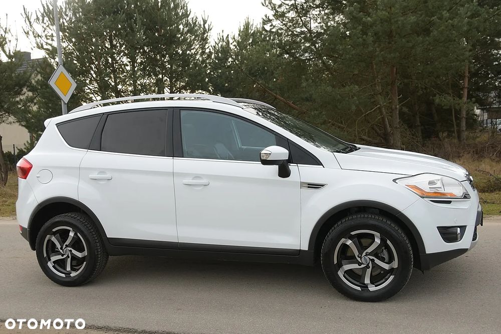 Ford Kuga 2.0 TDCi 4x4 Titanium - 9
