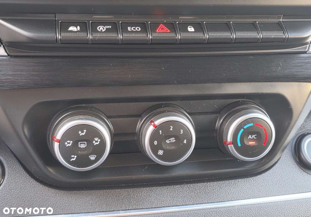 Renault Trafic - 16