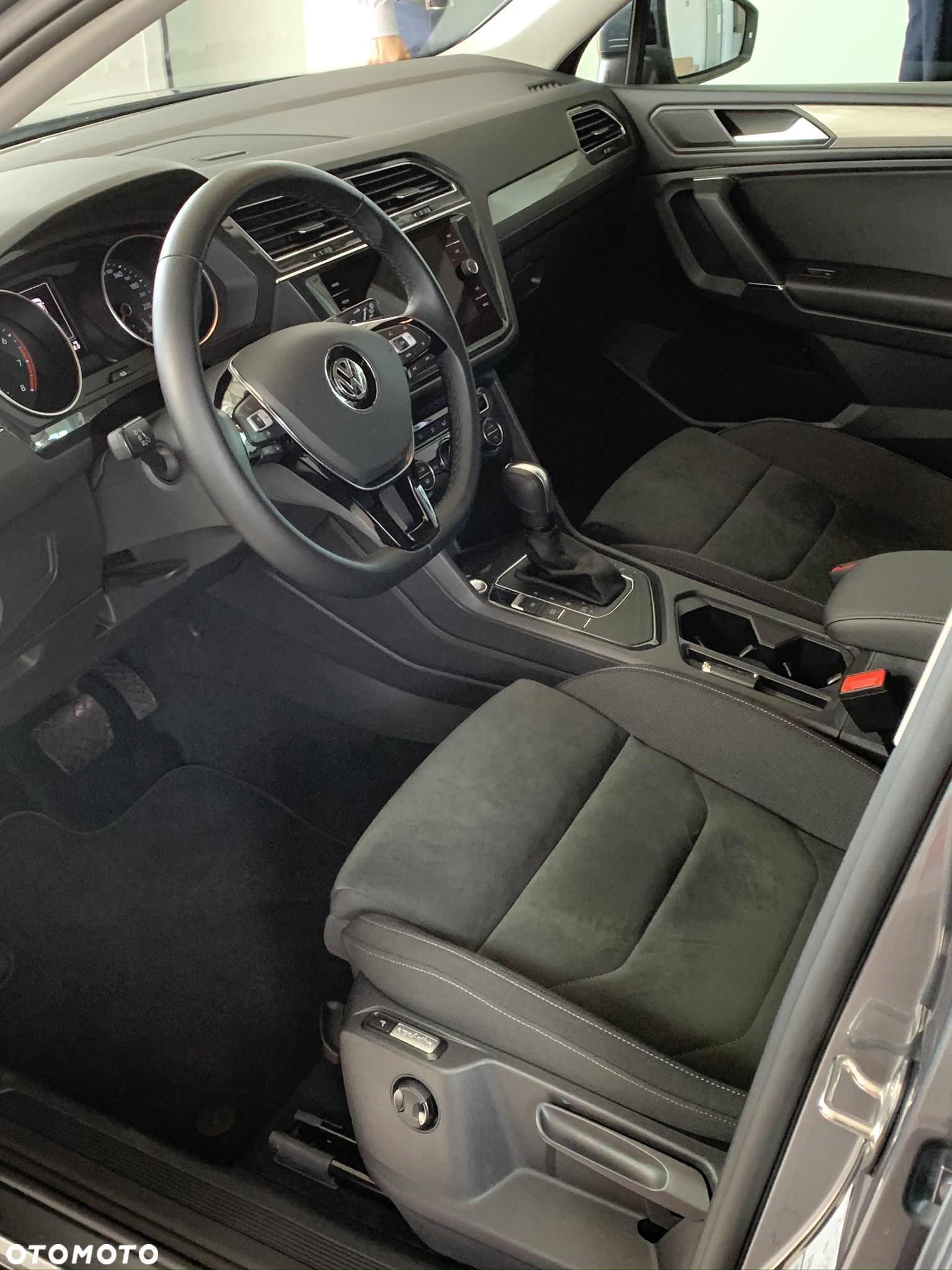 Volkswagen Tiguan Allspace 1.5 TSI EVO Comfortline DSG - 2