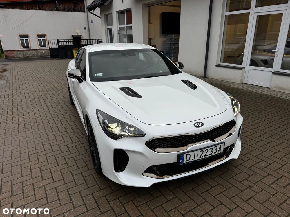 Kia Stinger 3.3 T-GDI V6 GT AWD - 4