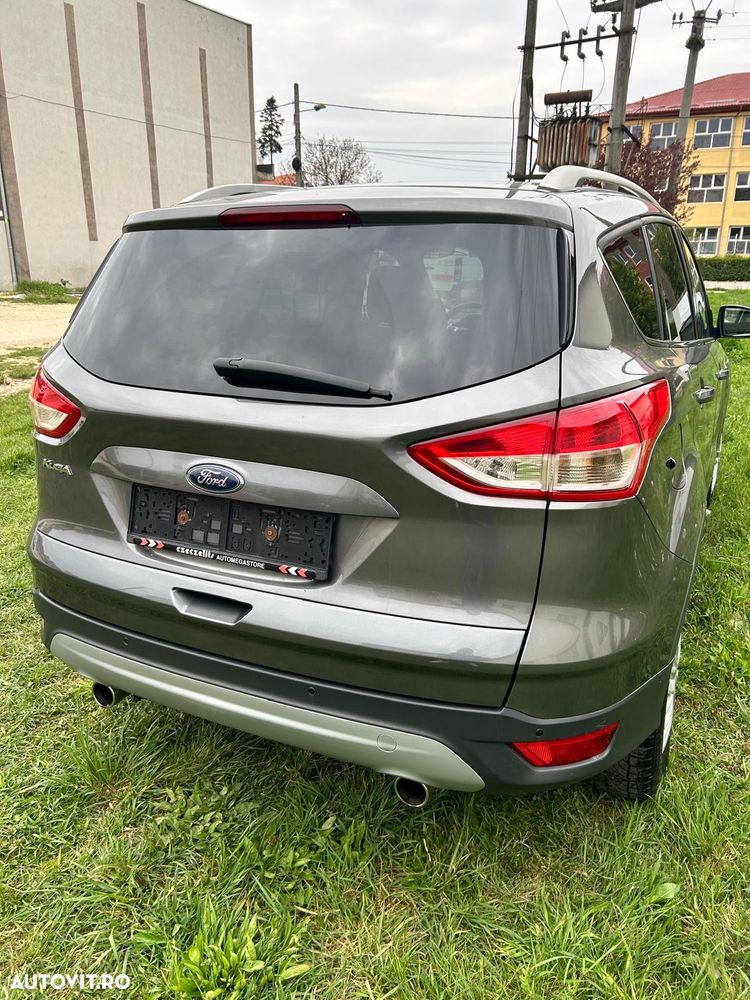 Ford Kuga 2.0 TDCi 4WD Titanium - 4