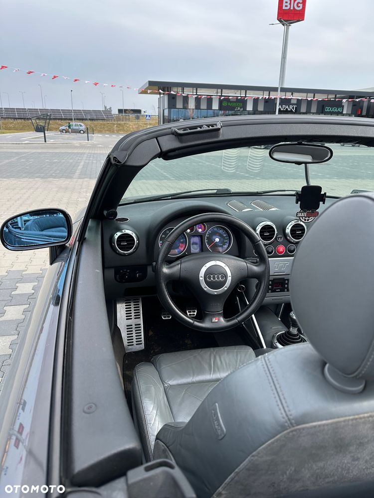 Audi TT Roadster 1.8T - 10