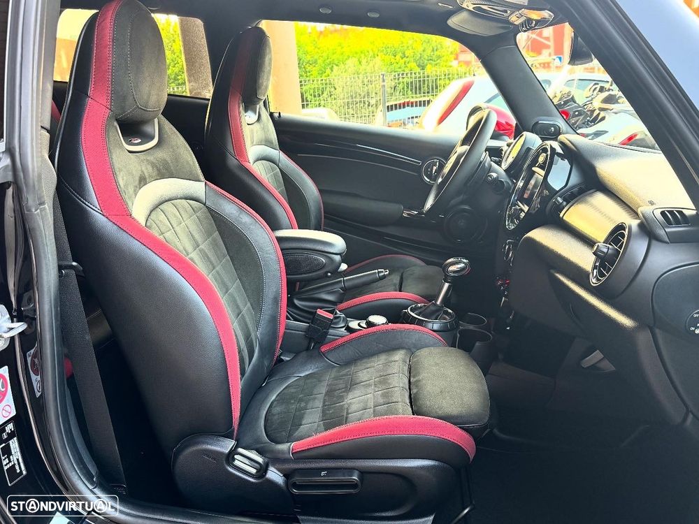 MINI 3 Portas Cooper SD Auto Desportiva - 10