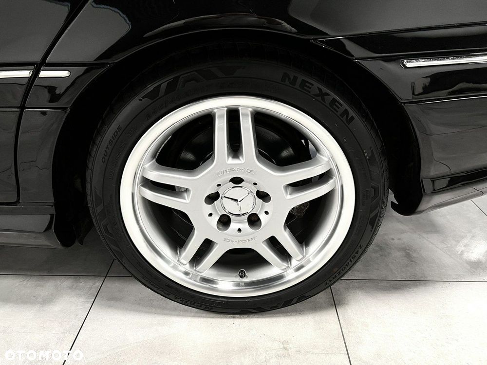 Mercedes-Benz Klasa C 32 AMG - 16