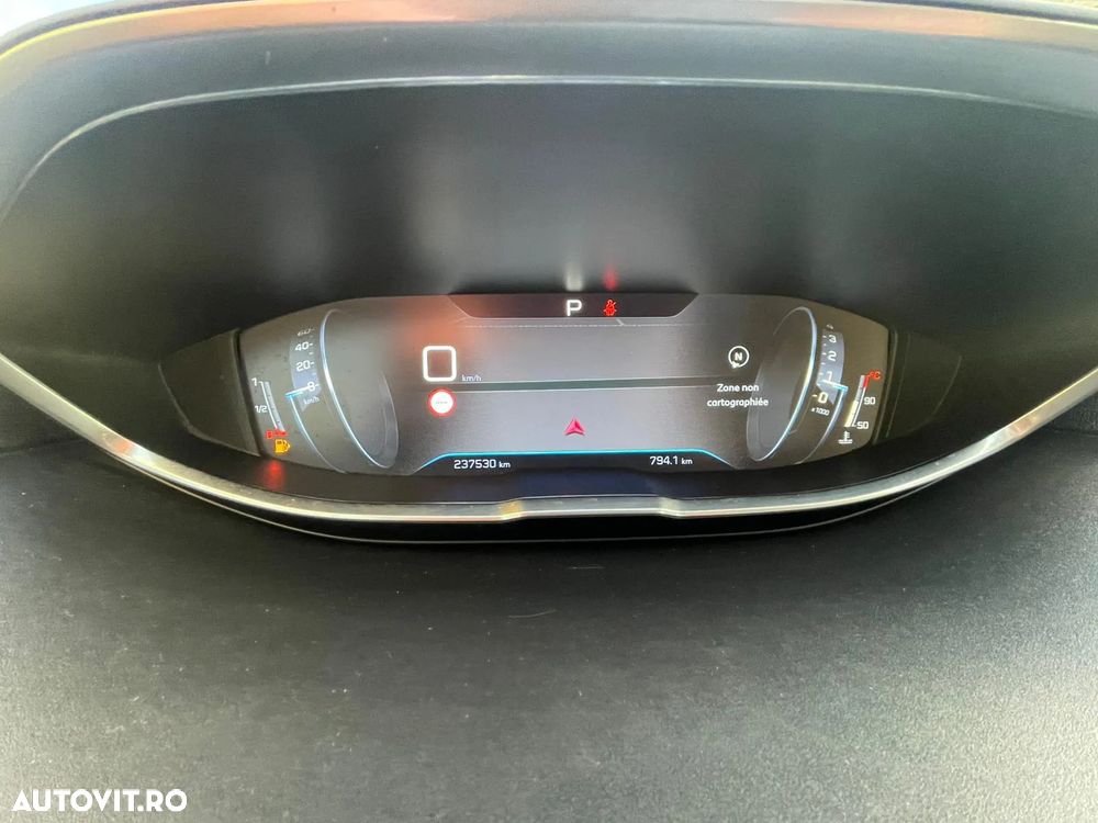 Peugeot 3008 ver-1-5-bluehdi-130-eat8-active-pack - 20