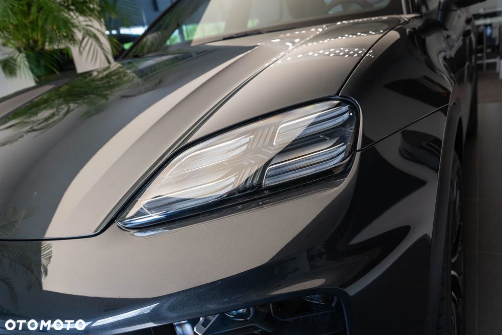 Porsche Macan - 36