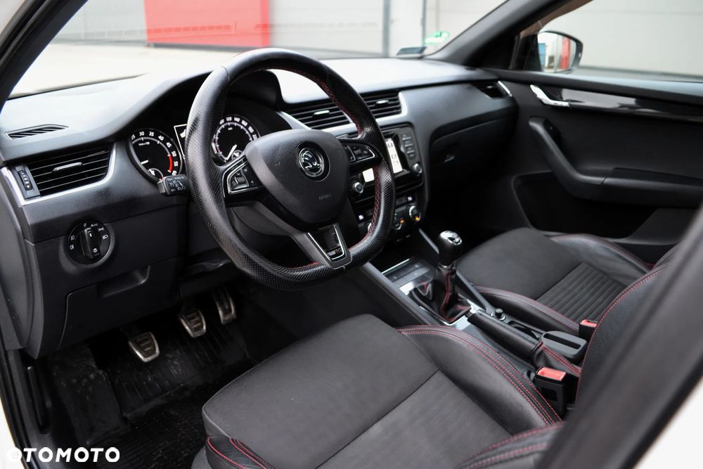 Skoda Octavia 2.0 TDI RS - 5