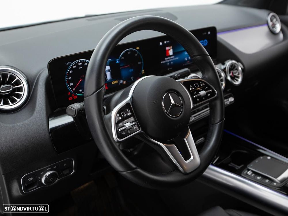 Mercedes-Benz EQA 300 4Matic Progressive - 22