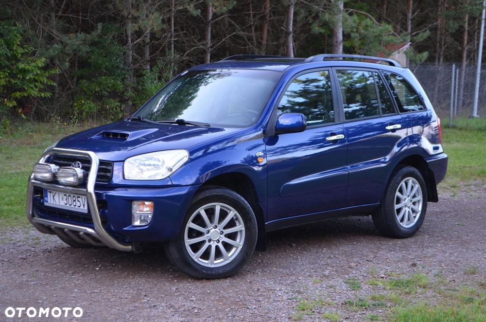 Toyota RAV4 2.0 D-4D 4x4 - 4