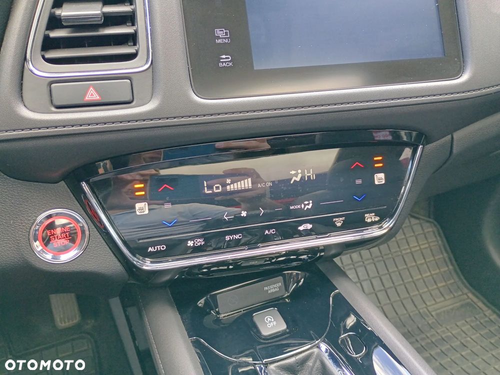 Honda HR-V 1.5 Executive (ADAS) CVT - 24