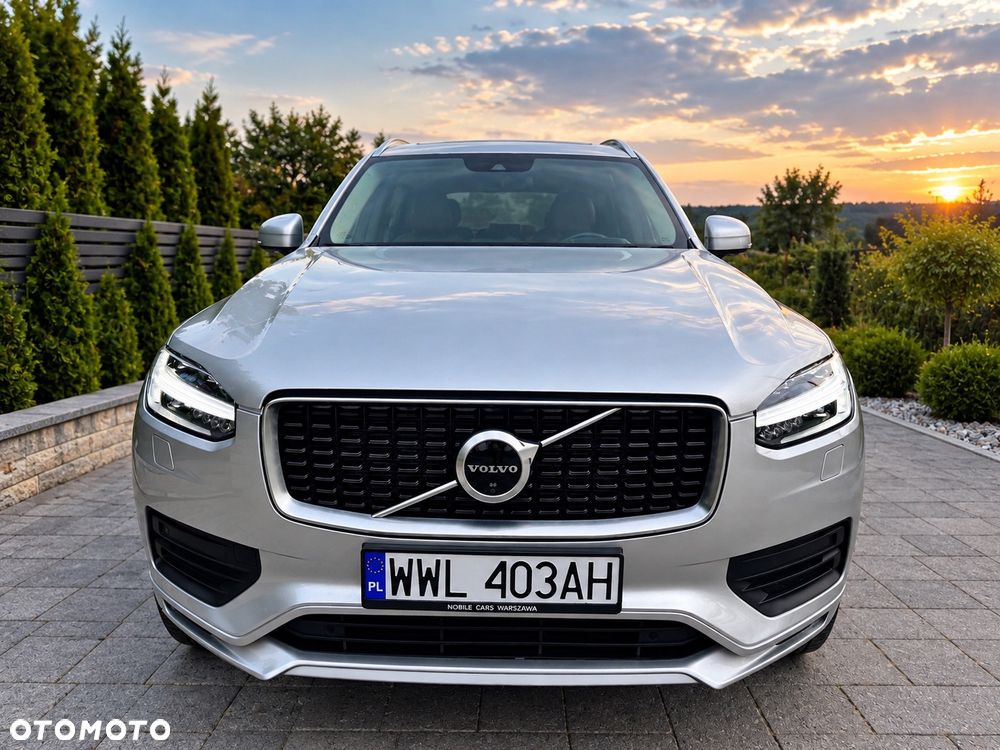 Volvo XC 90 - 1