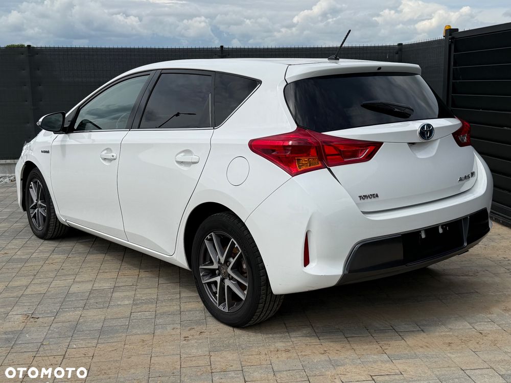 Toyota Auris - 5