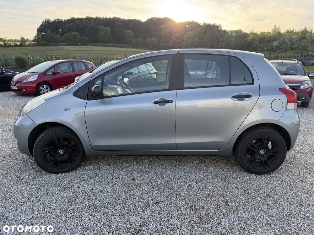 Toyota Yaris 1.0 VVT-i Cool - 9