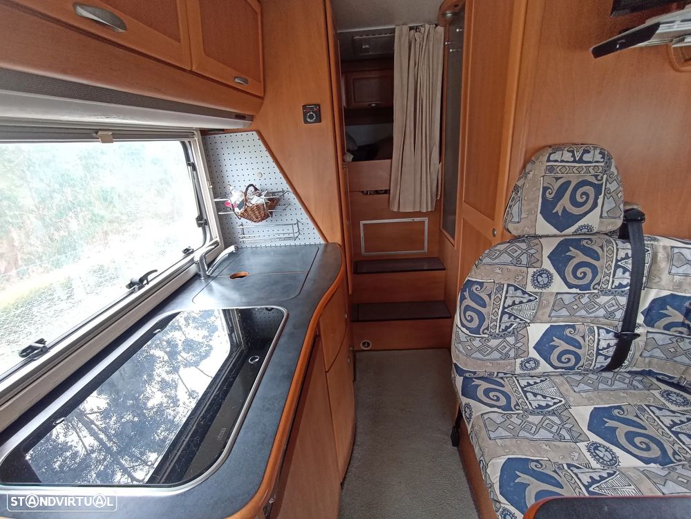Hymer Classe B - 19