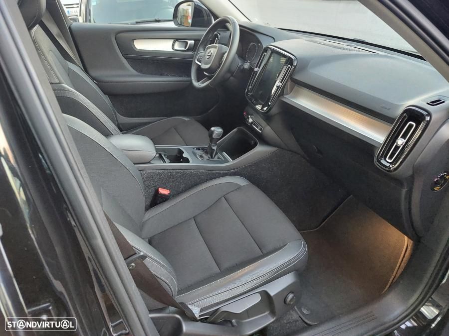 Volvo XC 40 2.0 D3 Momentum - 27